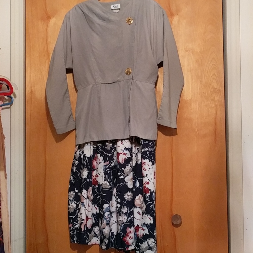 Vintage skirt/blouse set size 6